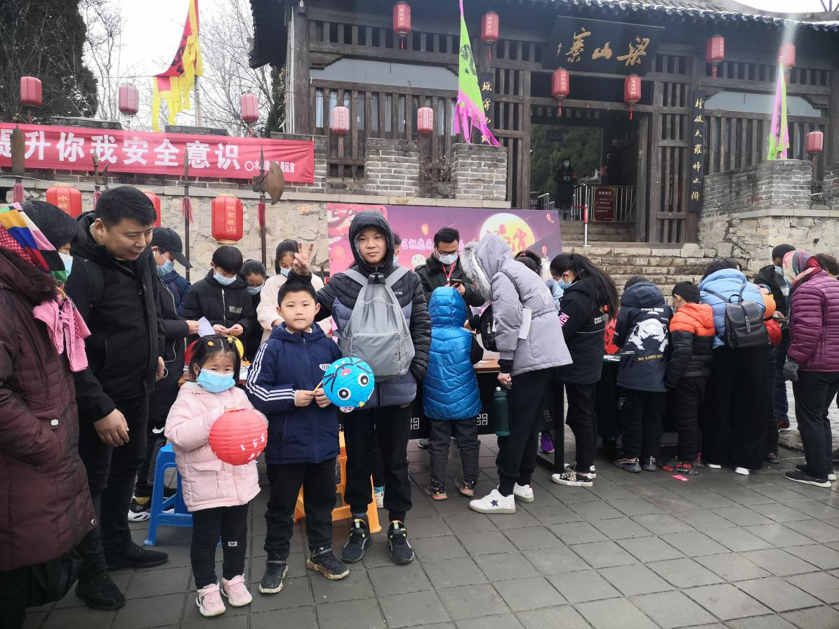 正月十五鬧元宵，梁山景區(qū)人氣高！